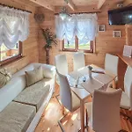Beautiful Home In Rewal With Wifi *