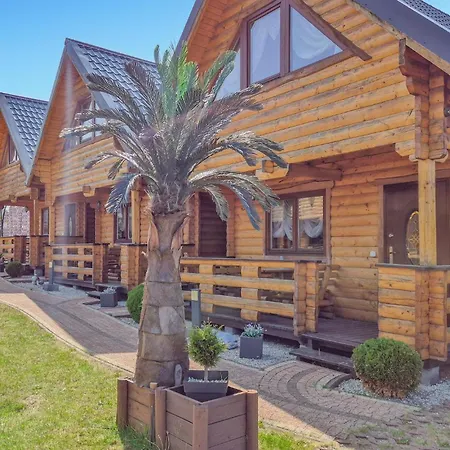 Dom wakacyjny Cozy In With Wifi Rewal